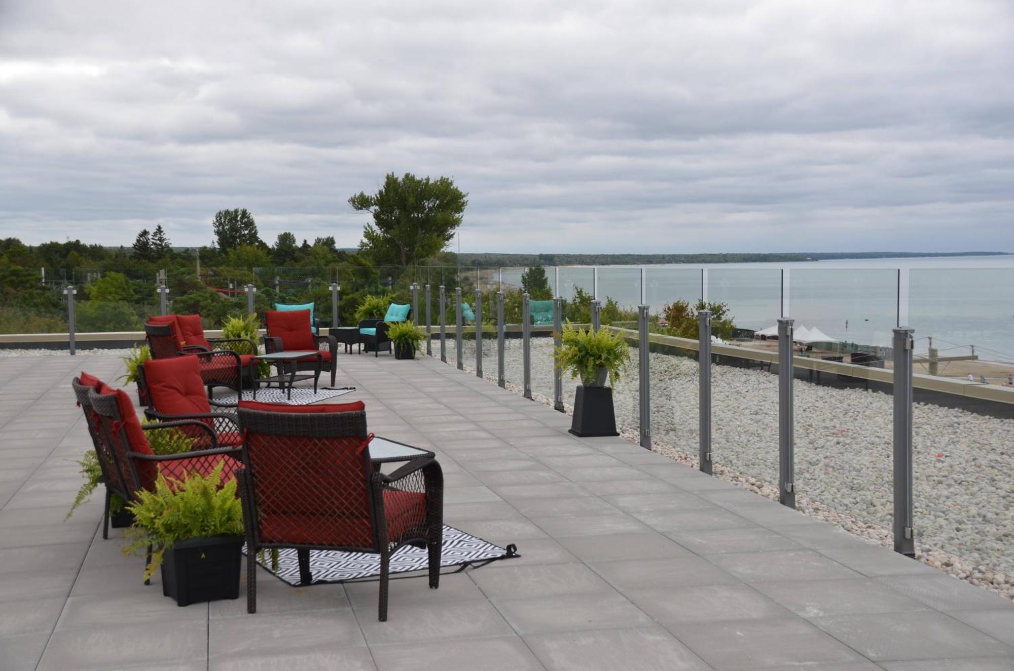 The Sands Hotel Sauble Beach Exterior photo
